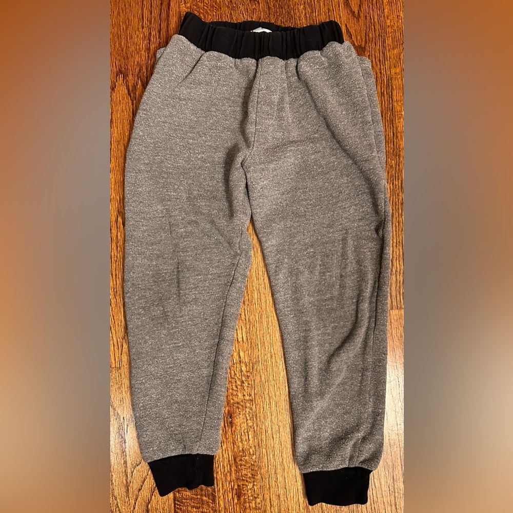 KIDS Joah Love Gray and Black Baggy Joggers‎ - SIZE 6